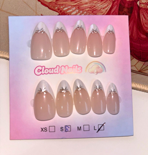 Cloud nails nude white - white, french